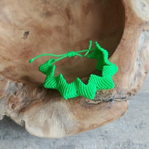 Handmade Macrame Bracelet: Boho Woven Jewelry