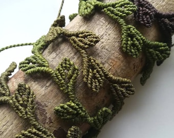 Handmade Macrame Leaf Bracelet: Waxed Thread Jewelry