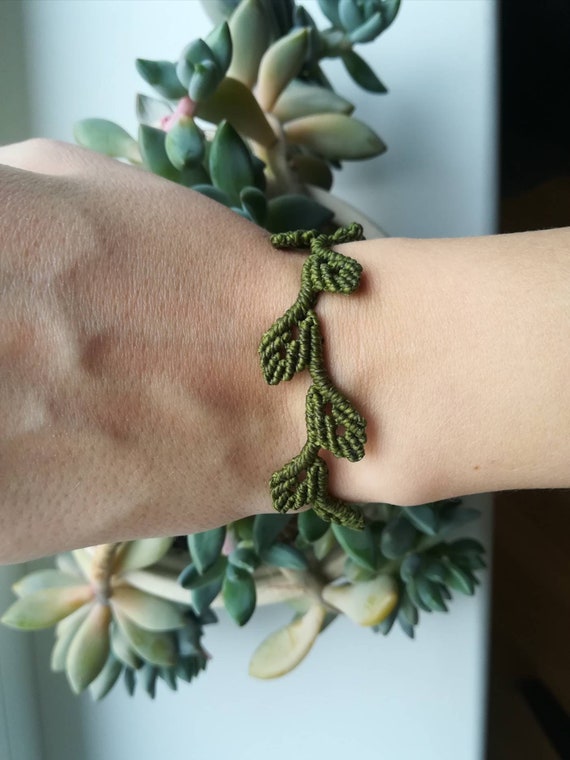 Macrame leaf deals bracelet