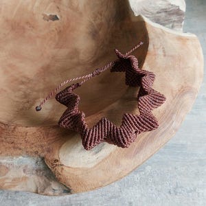 Handmade Macrame Bracelet: Boho Woven Jewelry