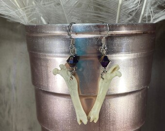 Ratte Oberschenkelknochen und Swarovski Kristall Ohrringe-hypoallergen