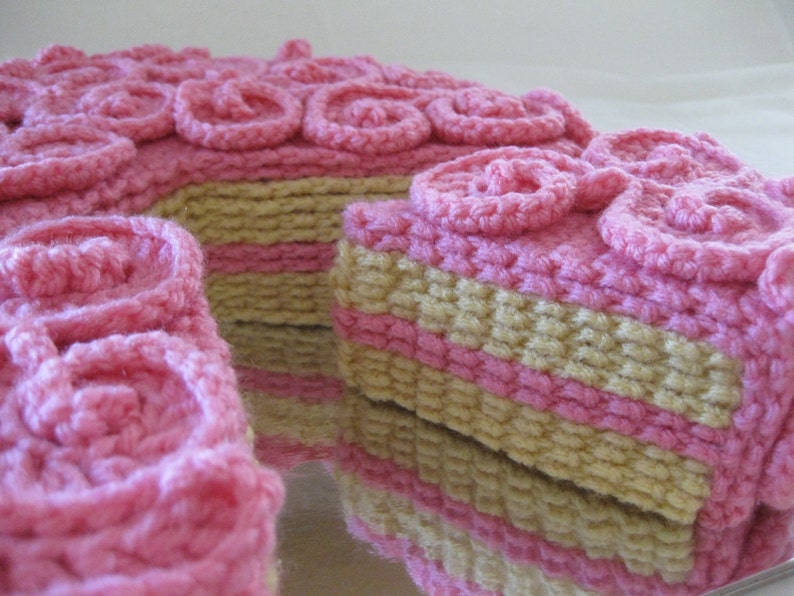 No-Stuff 2-Layer Cake Crochet Pattern image 3