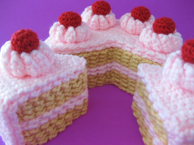 No-Stuff 2-Layer Cake Crochet Pattern image 1