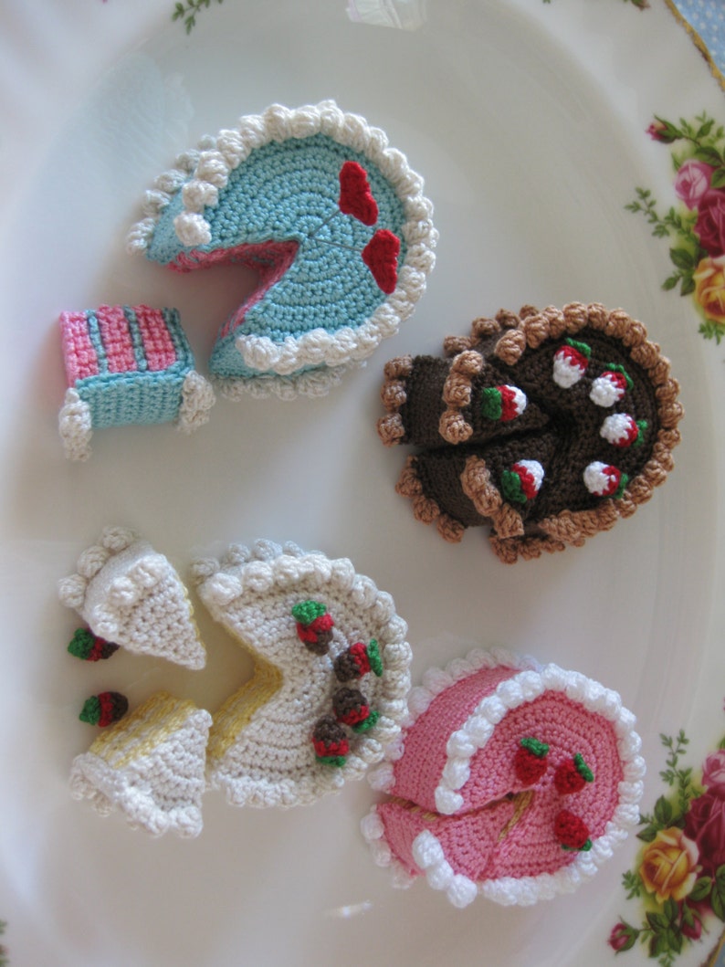 Fairy Cakes Crochet Pattern image 2