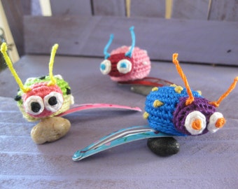 Modèle de crochet drôle de barrette d'insecte