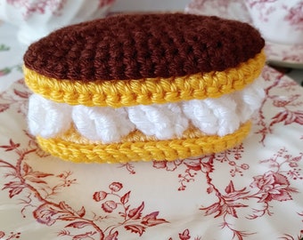Mini French Éclair Crochet Pattern