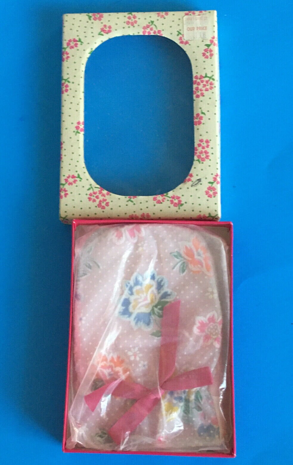 Vintage 1950s Helene Pessl Little Lady Pastel Powder Puff Mitt Pastel