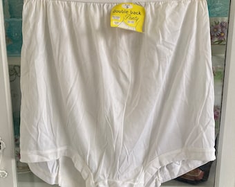 NOS Vintage 1950s White Silky Acetate Panties Double Back Panel Banded Leg Size 9 USA