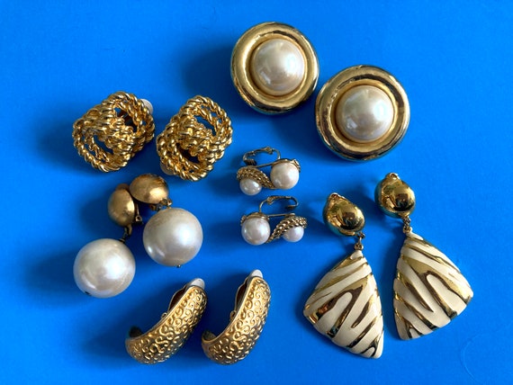 Lot 6 Vintage 1980s 1990s Chunky Gold Metal Clip Earrings Anne Klein Blanca & Unsigned Runway