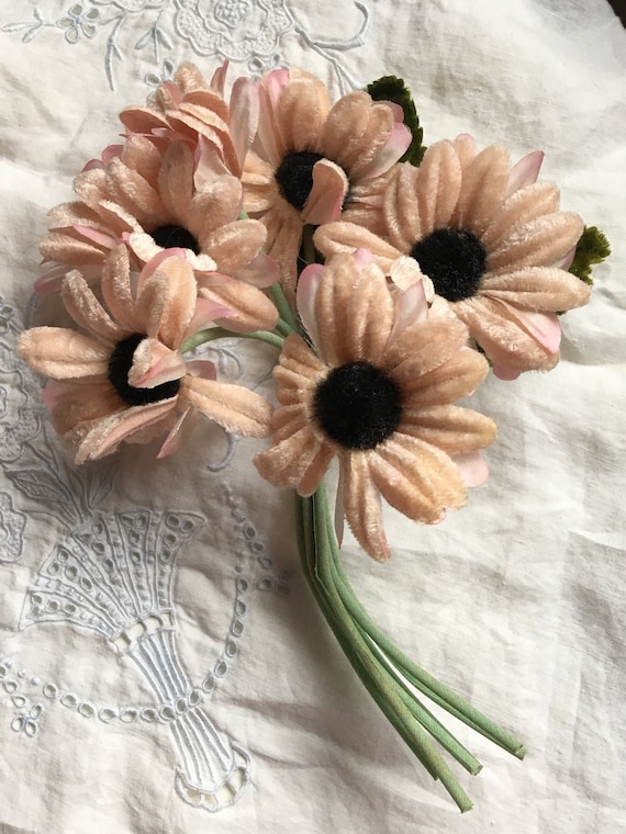 Vintage Pink Velvet Daisy Flower Corsage Millinery Pastel Black Eyed Susan Floral Bouquet