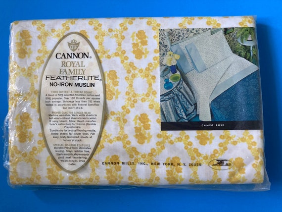 NOS Cannon Yellow Floral Full Flat Sheet Cameo Rose Featherlite 50/50 Made in USA