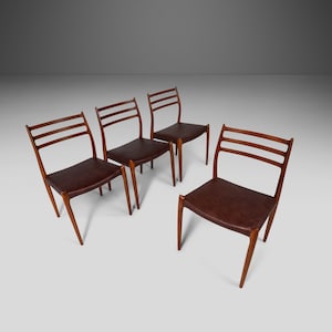 Set of Four (4) Teak Møller Model 78 Dining Chairs in Leather by J.L. Møllers Møbelfabrik, Denmark, c. 1960&#39;s