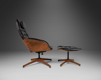 Mid Century Modern Bentwood Lounge Chair and Ottoman by George Mulhauser for Plycraft in Tufted Black Vinyl, USA, c. 1960s