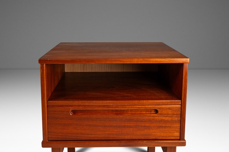 Nightstand / End Table in Teak by Nils Jonsson for Torring Møbelfabrik Produced by HJN Mobler, Denmark, c. 1960's image 3