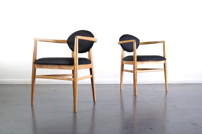 Set of Two Mid Century Modern Accent Chairs in Blonde Oak and Black Upholstery