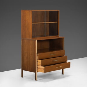 Mid-Century Linear Group Chest of Drawers by Paul McCobb for Calvin Furniture image 3