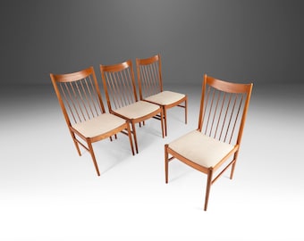 Set of Four (4) Model 422 Spindle-Back Dining Chairs in Teak by Arne Vodder for Sibast, Denmark, c. 1970s