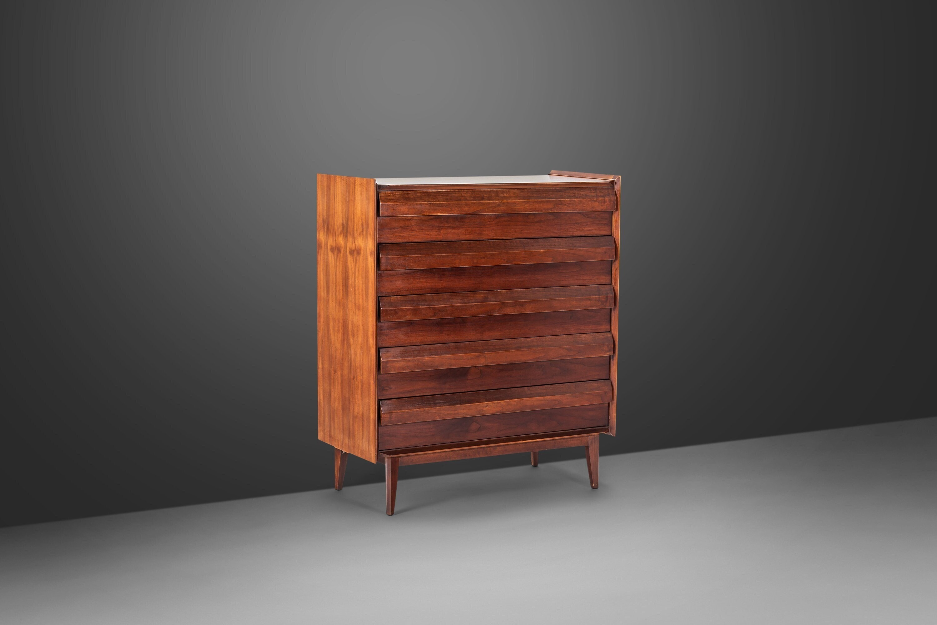 Lane first edition on sale dresser