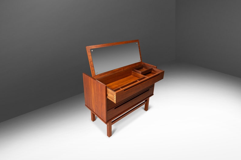 Nils Jonsson Teak Vanity / Dresser for Torring Møbelfabrik Produced by HJN Mobler, Denmark, c. 1960's image 1