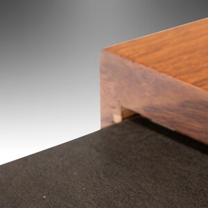Mid Century Modern Expanding Coffee Table in Walnut & Formica by John Keal for Brown Saltman, USA, c. 1960's image 8