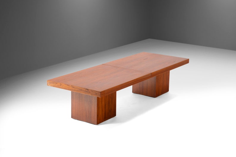 Mid Century Modern Expanding Coffee Table in Walnut & Formica by John Keal for Brown Saltman, USA, c. 1960's image 3