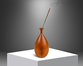 Signed Mid-Century Organic Modern Petite Wood-Turned Vase in Solid Walnut by George Biersdorf, USA, c. 1979