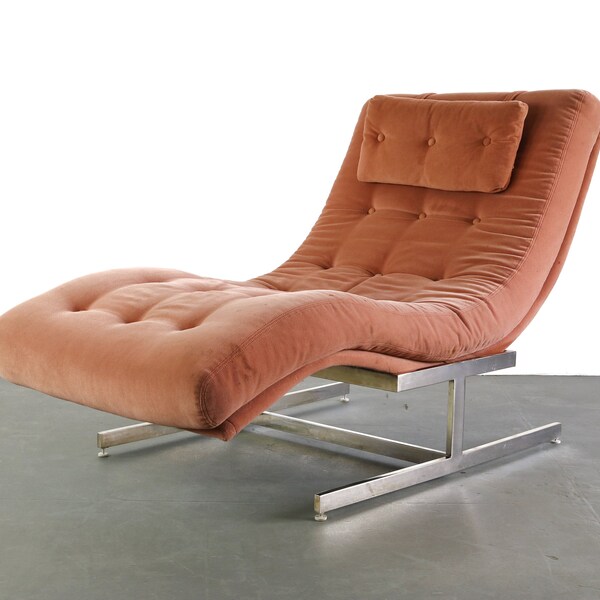 Milo Baughman Wave Chaise Lounge for Carsons Inc. in Original Salmon, USA