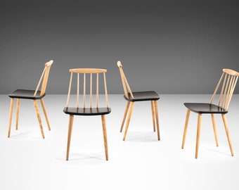 Set of Four (4) Model J 77 'Farmhouse' Chairs in Beech by Folke Palsson for FDB Møbelfabrik, Denmark, c. 1960's