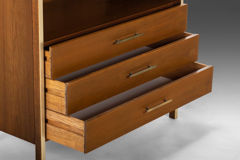 Mid-Century Linear Group Chest of Drawers by Paul McCobb for Calvin Furniture image 2