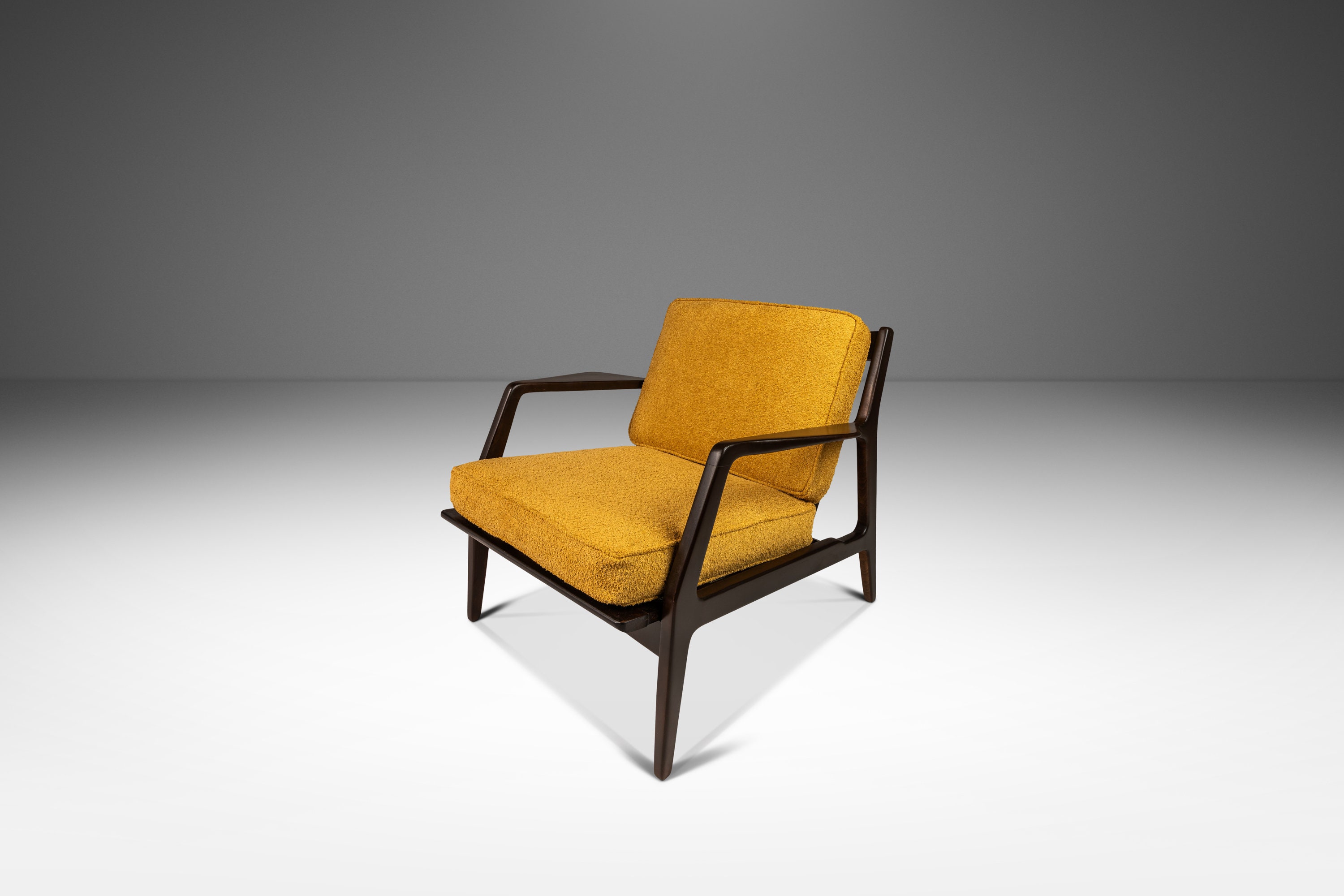Danish Mid-century Modern Model 596 Lounge Chair in Beech