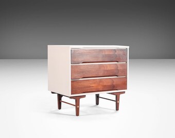 Mid Century Modern Two Tone Dresser By Stanley in White and Walnut w/ Brass Detailing, USA, c. 1960's