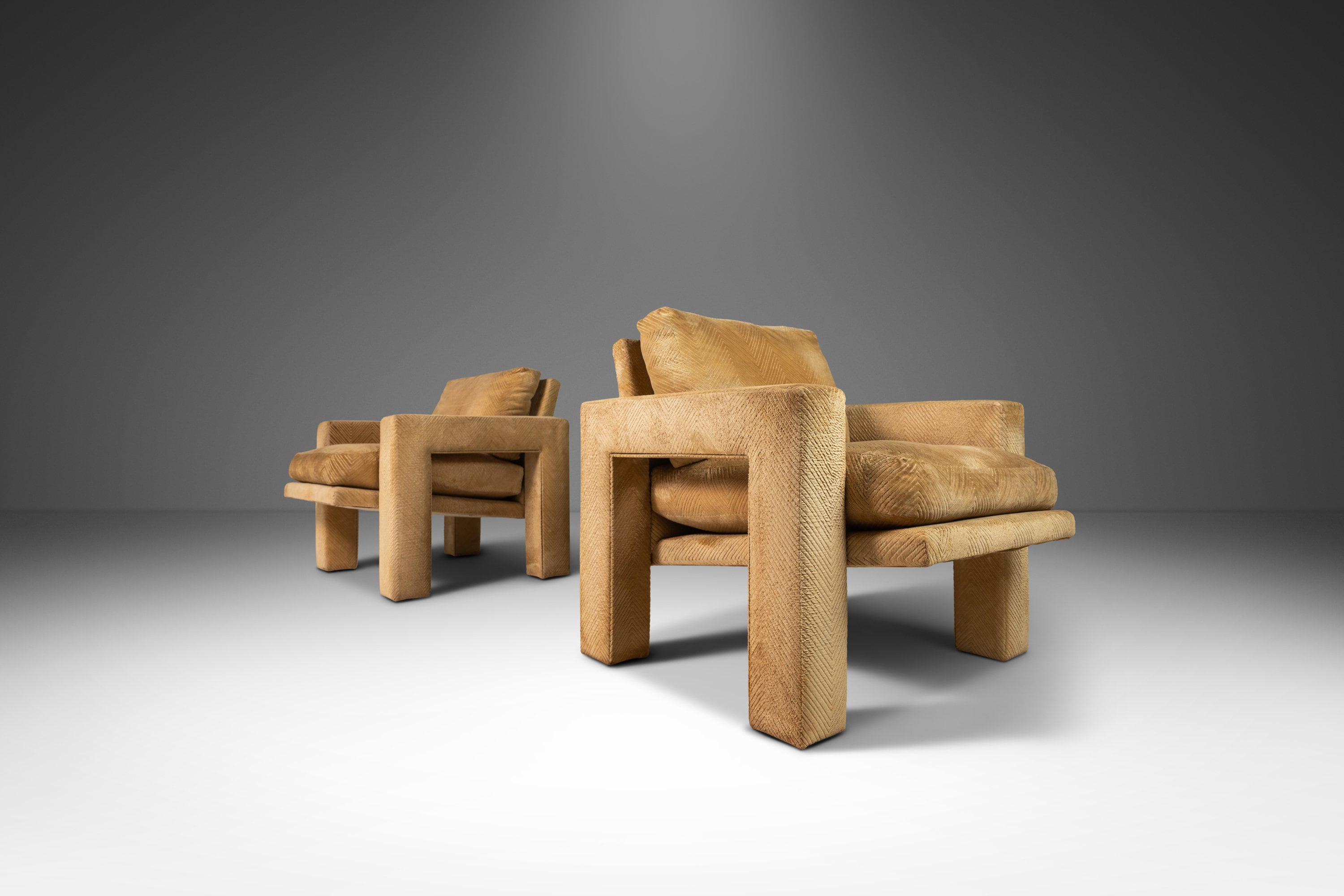 Set of Two ( 2 ) Mid-Century Modern Parsons Club Chairs in the Manner of Milo Baughman, USA, c. 1970's