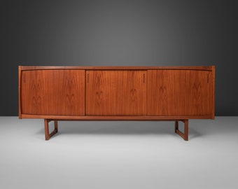 Danish Modern Credenza in Teak After Arne Vodder w/ Finished Back, c. 1960s