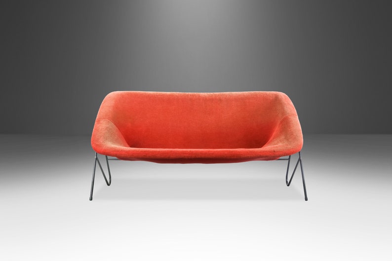 Vintage Italian Modern Sling Sofa with Iron Frame and Original Red Upholstery, Italy, c.1970's image 5
