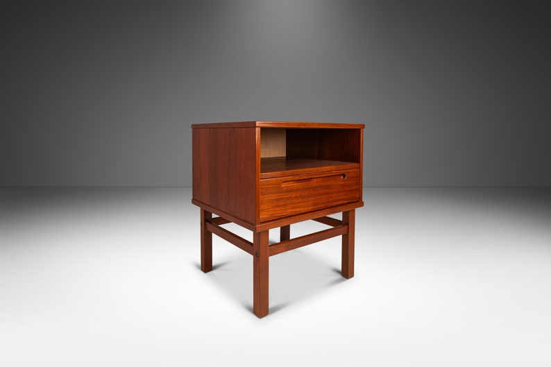 Nightstand / End Table in Teak by Nils Jonsson for Torring Møbelfabrik Produced by HJN Mobler, Denmark, c. 1960's image 1