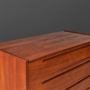 Nils Jonsson Teak Vanity / Dresser for Torring Møbelfabrik Produced by HJN Mobler, Denmark, c. 1960's image 6