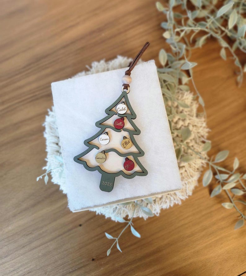Personalized Family Tree Ornament: Rustic Wood Christmas Decor - Etsy