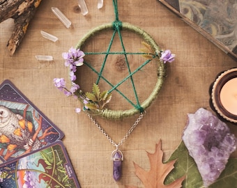 Small Pentacle with Amethyst Crystal, Green Witch Forest Wall Hanging, Cottagecore Home Decor