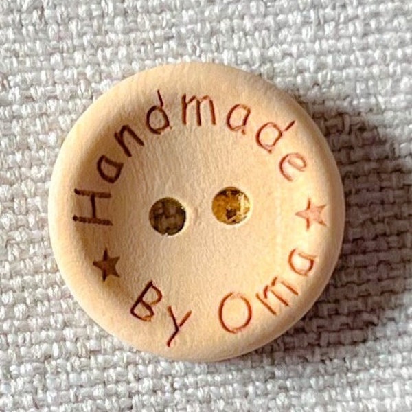 5 wooden buttons Handmade with Love by Oma