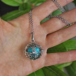 Tree of Life Aromatherapy Locket Necklace: Lava Diffuser Beads