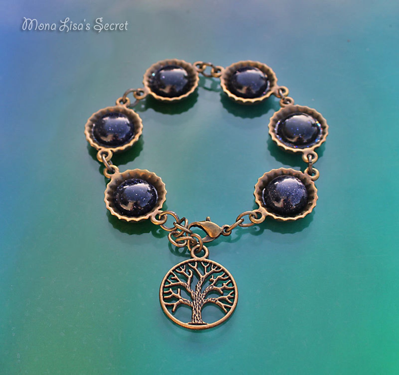 Bracelet Fin En Argent Allemand Plaqué Or Blanc, Avec Pierre De Soleil Bleue Naturelle Ronde - 7 Pouces