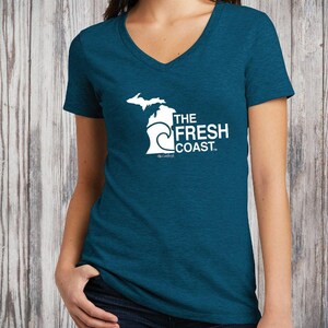 a &quot;Michigan Fresh Coast&quot; Women&#39;s V-Neck