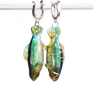 Fish glass lampwork earrings (925 silver leaverback)