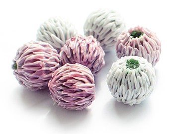 1 (one) piece Clover / Clover flower/ floral lampwork bead / craft supplies/ beading / flower bead MTO