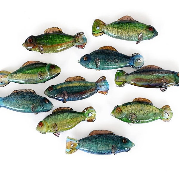 1 (uno) perla focale di vetro di vetro di pesce / pendente di pesce / statuetta di pesce realistica