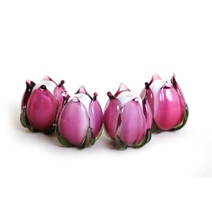 1 (one) piece Flower bud / tulip bud/ tulips lampwork bead / craft supplies / Handmade bead / Beading MTO