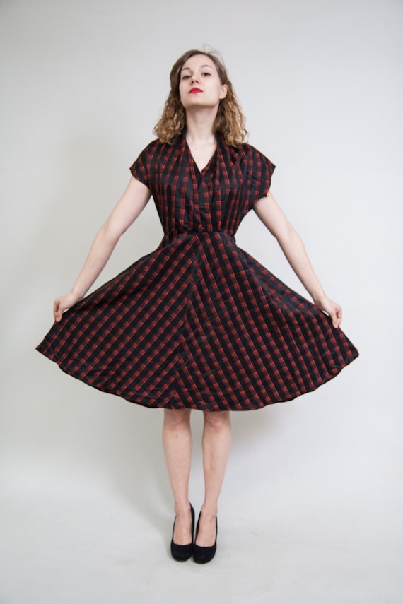 red and black rockabilly dress