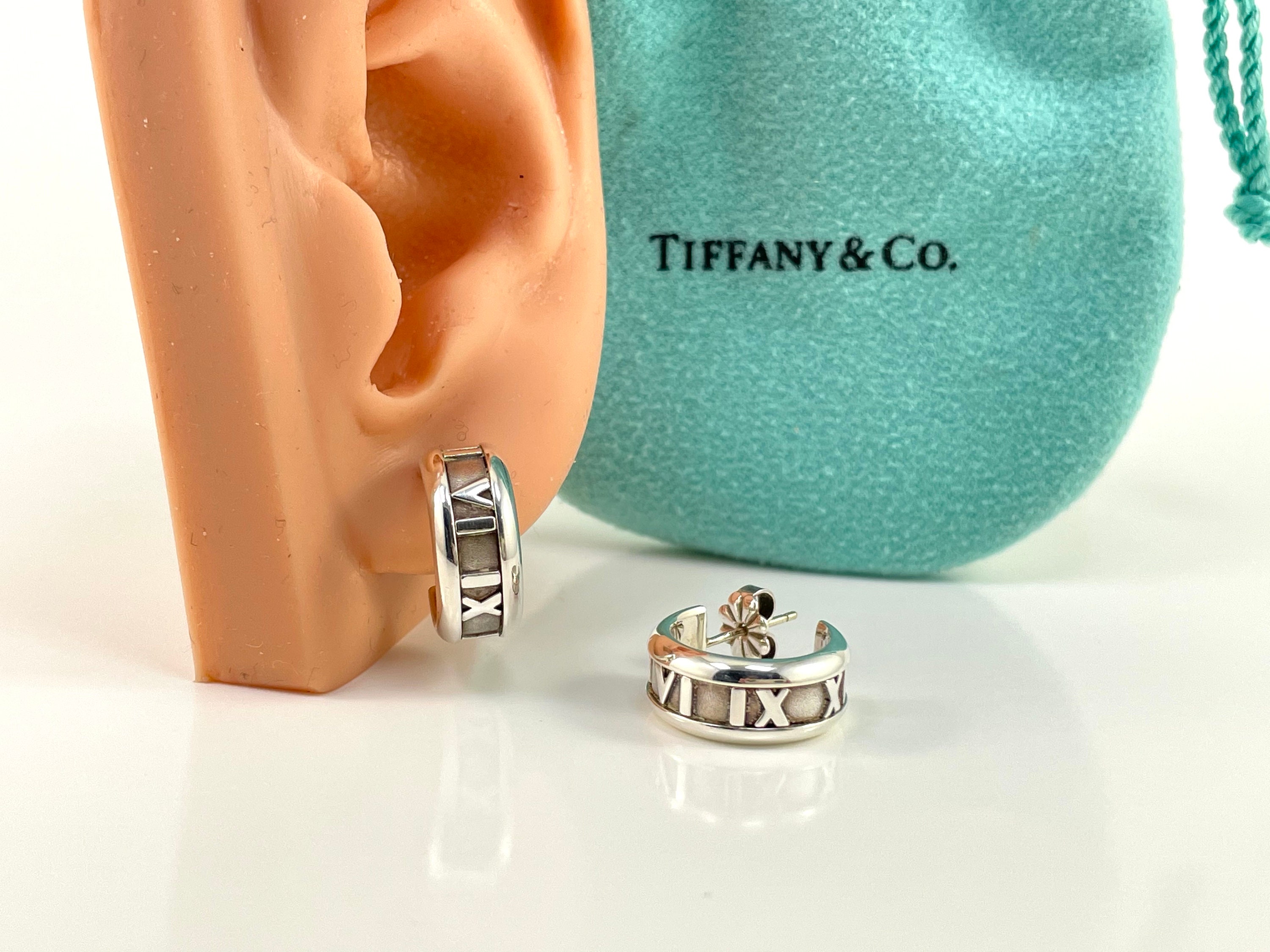 TIFFANY & CO. ATLAS ROMAN NUMERALS RING IN SOLID 18 KT WHITE GOLD –  Treasure Fine Jewelry