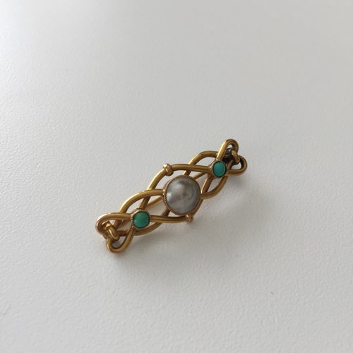 9K Victorian english 9k yellow gold turquoise and mother of pearl bar brooch, pearl and turquoise brooch, shops bar brooch, 9ct gold