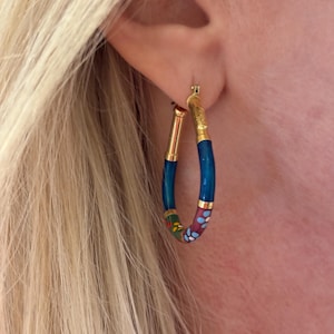Vintage 18K Italian Made Enamel hoop earrings, 1 1/2 inches long, gorgeous unique enamel design